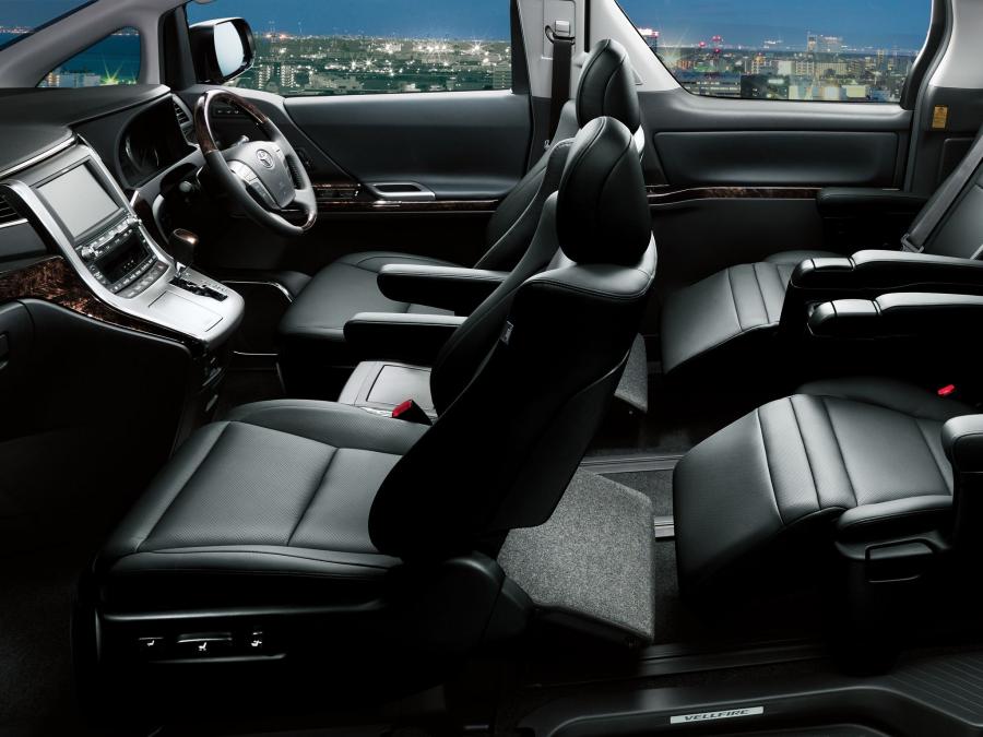  Toyota Alphard 350S C Package 2011 года  (фото 3 из 5)